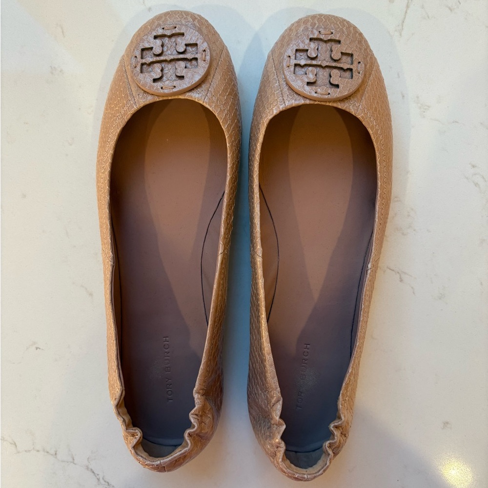 EUC Tory Burch Beige Snakeskin Minnie Ballet Flats. Size 10. Retail price $295.